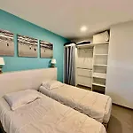 2 Chambres, Balcon, Piscine Chauffee, Acces Plage, Animaux Admis, Parking - Fr-1-194-194 *