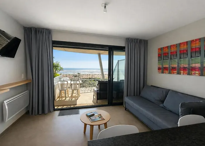 2 Chambres, Balcon, Piscine Chauffee, Acces Plage, Animaux Admis, Parking - Fr-1-194-194