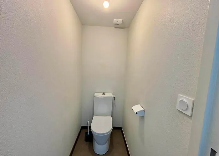 2 Chambres, Balcon, Piscine Chauffee, Acces Plage, Animaux Admis, Parking - Fr-1-194-194 Apartment La Tranche-sur-Mer