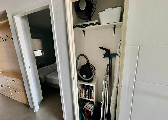 2 Chambres, Balcon, Piscine Chauffee, Acces Plage, Animaux Admis, Parking - Fr-1-194-194 Apartment