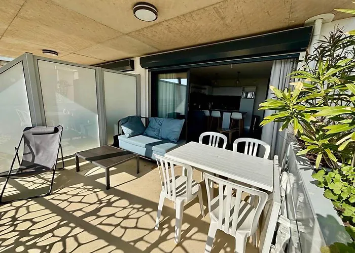 2 Chambres, Balcon, Piscine Chauffee, Acces Plage, Animaux Admis, Parking - Fr-1-194-194 Apartment *